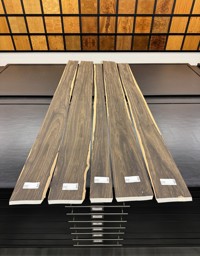 View pictures for Ziricote log 7000080.